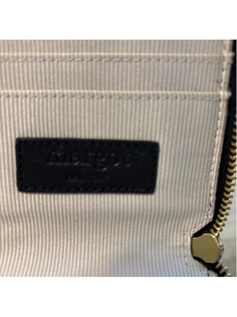 Margot New York Black Leather Wristlet Wallet. Very Clean! - Picture 6 of 9